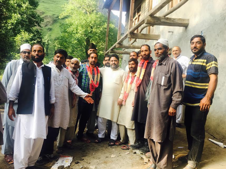Prominent PDP faced join NC in Saujiyan Poonch